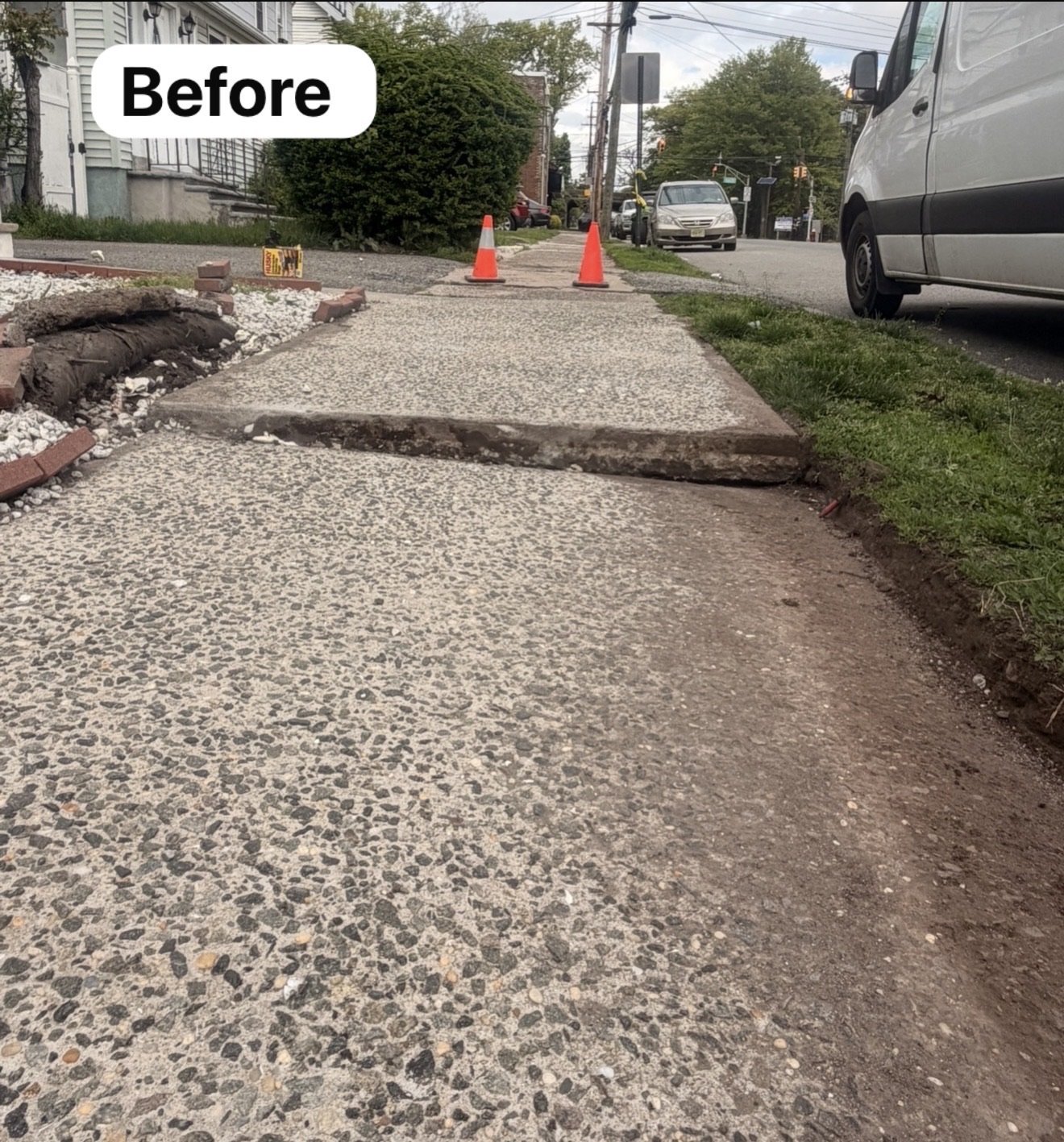 Before - Acera — Levantamiento de Concreto